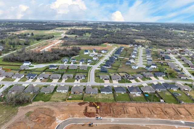 5004 W Skyler Drive, Springfield, MO 65802