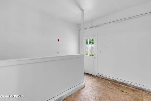 809 Commonwealth Boulevard, Toms River, NJ 08757