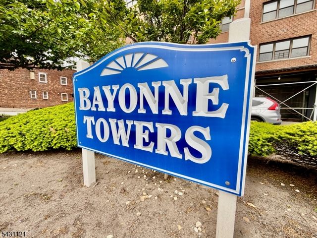 1225 Kennedy Blvd 7D, Bayonne City, NJ 07002