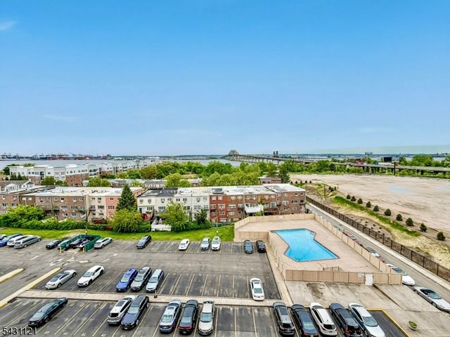 1225 Kennedy Blvd 7D, Bayonne City, NJ 07002
