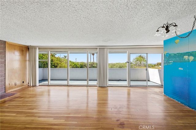 649 Gould Terrace, Hermosa Beach, CA 90254