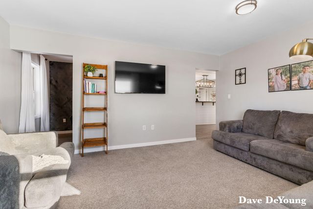 6503 Adams Street, Zeeland, MI 49464