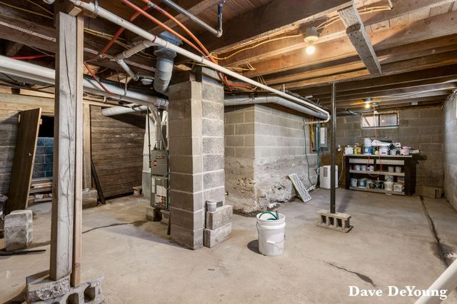 6503 Adams Street, Zeeland, MI 49464