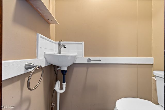 1477 W 116th Street, Cleveland, OH 44102