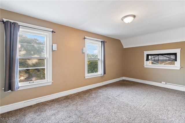 1477 W 116th Street, Cleveland, OH 44102