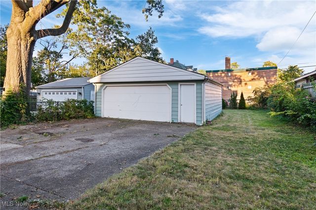 1477 W 116th Street, Cleveland, OH 44102