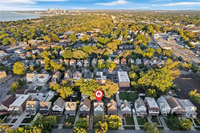 1477 W 116th Street, Cleveland, OH 44102