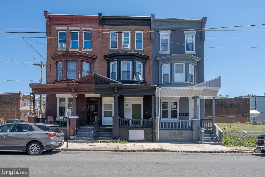 2735 N 13TH ST, Philadelphia, PA 19133