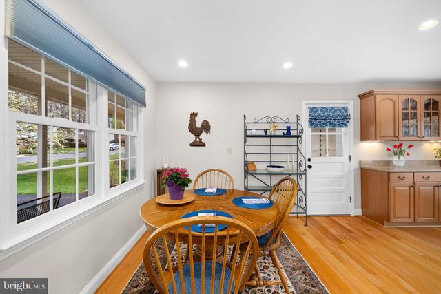 6964 CONSERVATION DR, Springfield, VA 22153