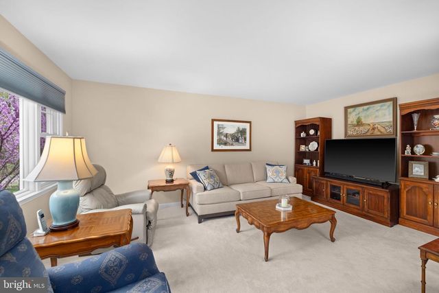 6964 CONSERVATION DR, Springfield, VA 22153