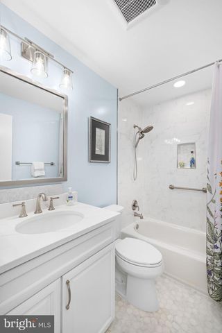 6964 CONSERVATION DR, Springfield, VA 22153