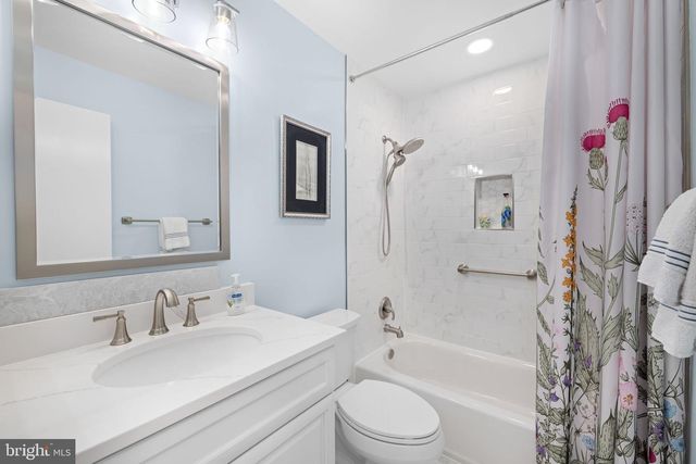 6964 CONSERVATION DR, Springfield, VA 22153