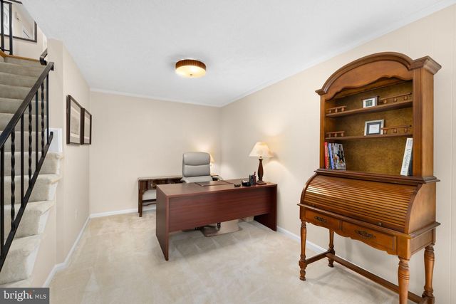 6964 CONSERVATION DR, Springfield, VA 22153