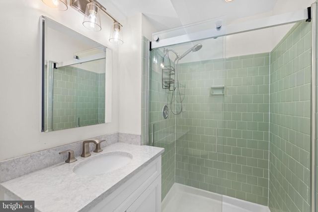 6964 CONSERVATION DR, Springfield, VA 22153