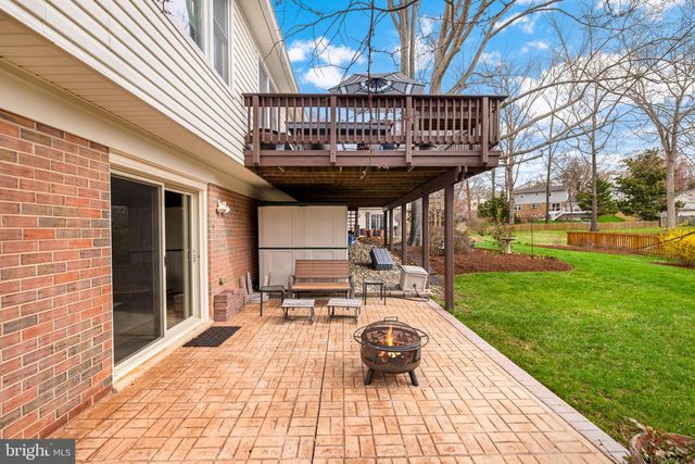 6964 CONSERVATION DR, Springfield, VA 22153