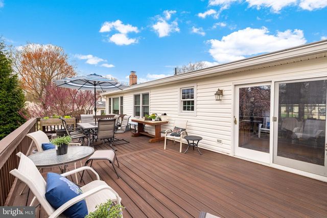 6964 CONSERVATION DR, Springfield, VA 22153