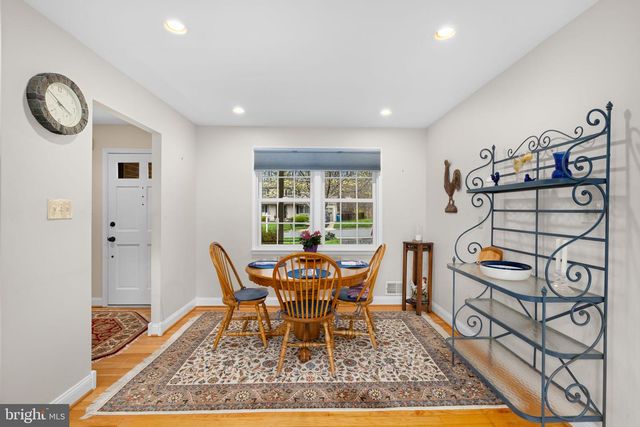 6964 CONSERVATION DR, Springfield, VA 22153