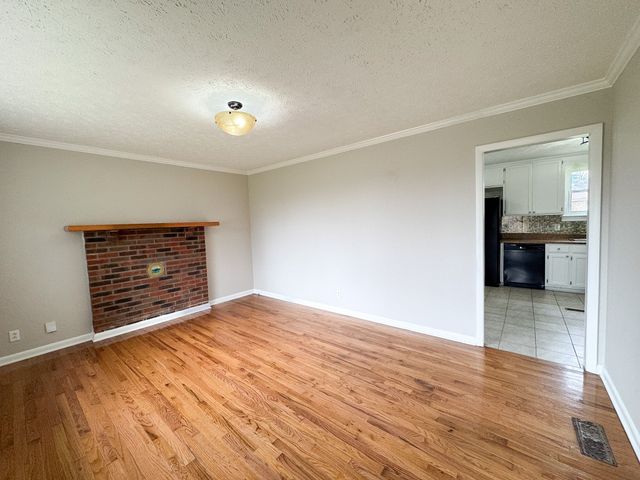 904 Hwy 52, E, Portland, TN 37148