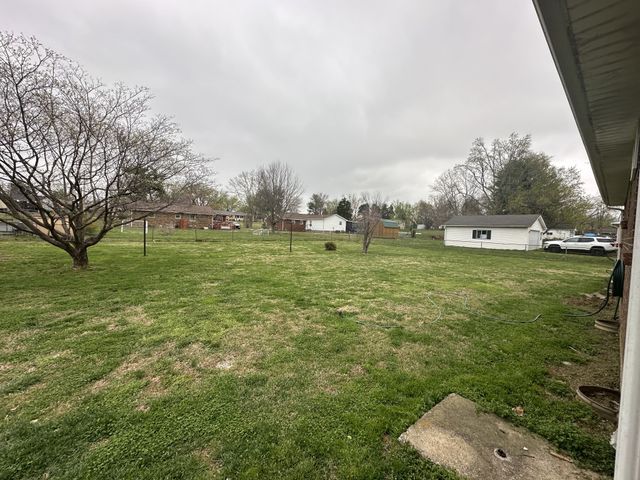 904 Hwy 52, E, Portland, TN 37148