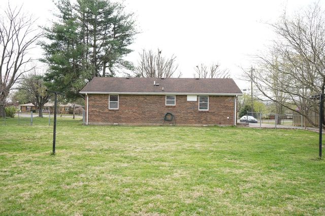 904 Hwy 52, E, Portland, TN 37148