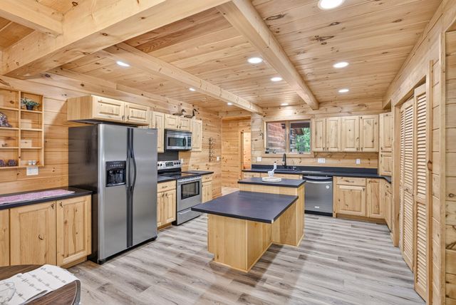 10231 Mountain View Trail, Austin Twp, MI 49346