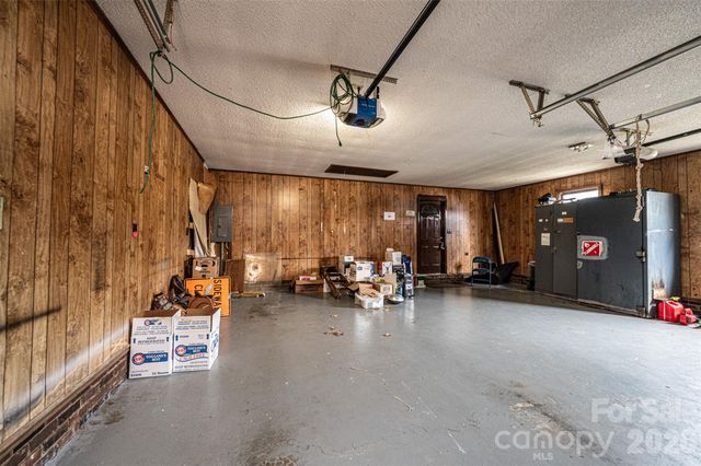 7141 Knobs Landing, Connelly Springs, NC 28612