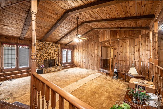 7141 Knobs Landing, Connelly Springs, NC 28612