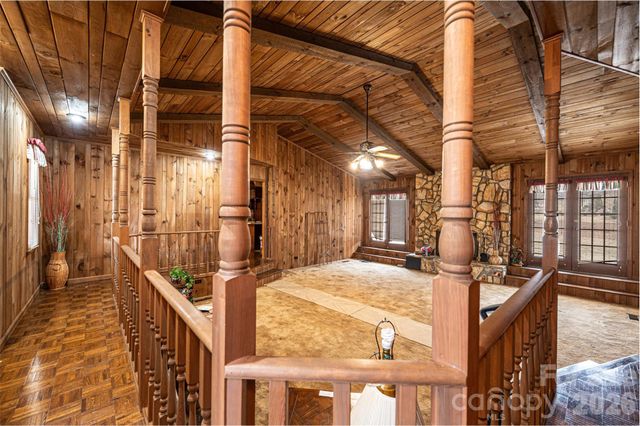 7141 Knobs Landing, Connelly Springs, NC 28612