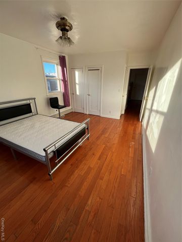 150-12 59 Avenue, Flushing, NY 11355