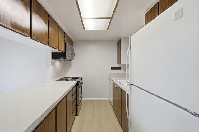 1107 Reed Avenue C, Sunnyvale, CA 94086