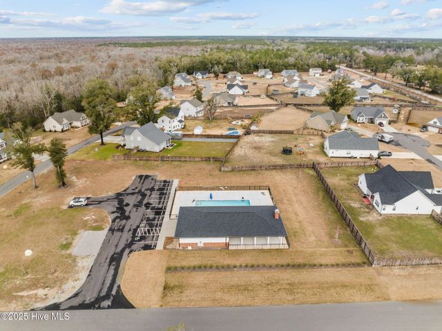 319 Talbert Drive, Rocky Point, NC 28457