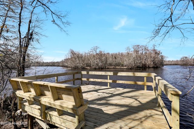 319 Talbert Drive, Rocky Point, NC 28457