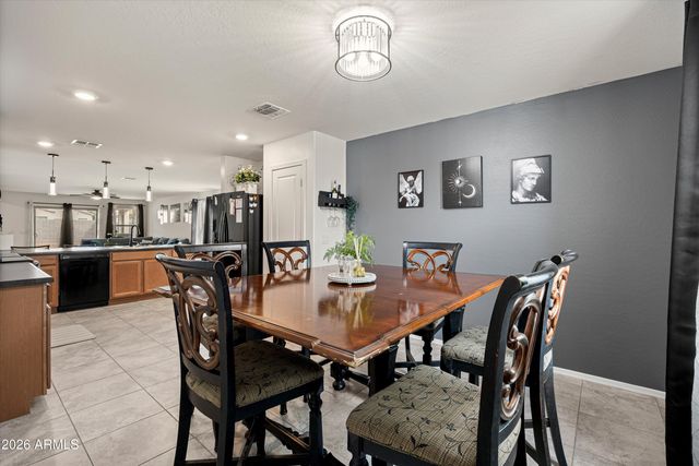 1442 W PINKLEY Avenue, Coolidge, AZ 85128