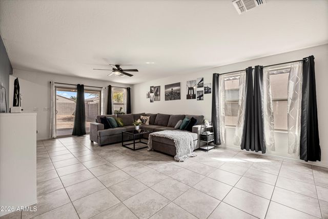 1442 W PINKLEY Avenue, Coolidge, AZ 85128