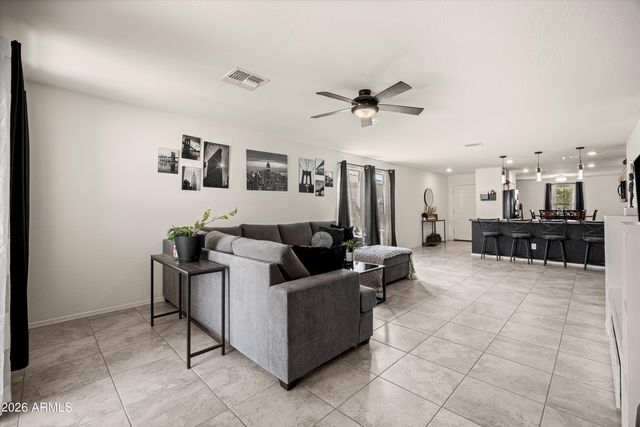 1442 W PINKLEY Avenue, Coolidge, AZ 85128