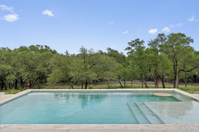 1805 Performer RD, Spicewood, TX 78669