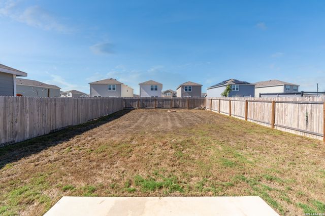 5639 PEARL MDW, Converse, TX 78109