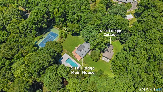9 Fall Ridge Road, Weston, CT 00688