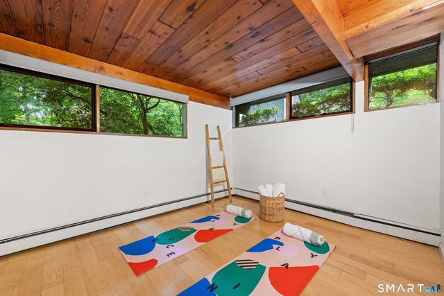 9 Fall Ridge Road, Weston, CT 00688