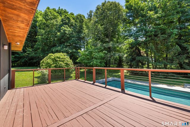 9 Fall Ridge Road, Weston, CT 00688