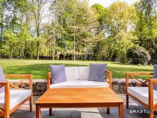 9 Fall Ridge Road, Weston, CT 00688