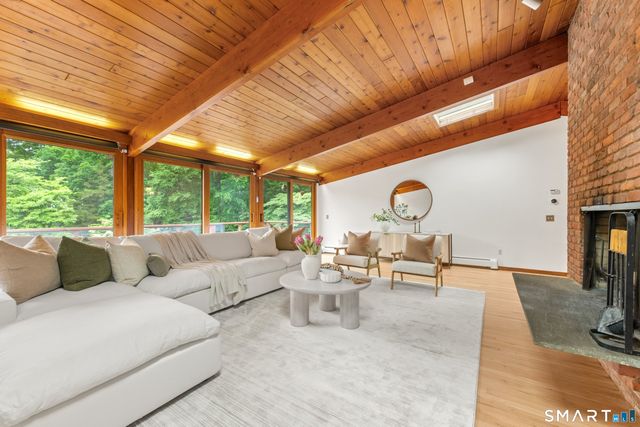 9 Fall Ridge Road, Weston, CT 00688