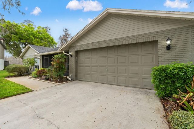 2803 CORRIE WAY, Tampa, FL 33618