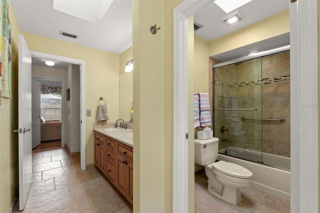 2803 CORRIE WAY, Tampa, FL 33618