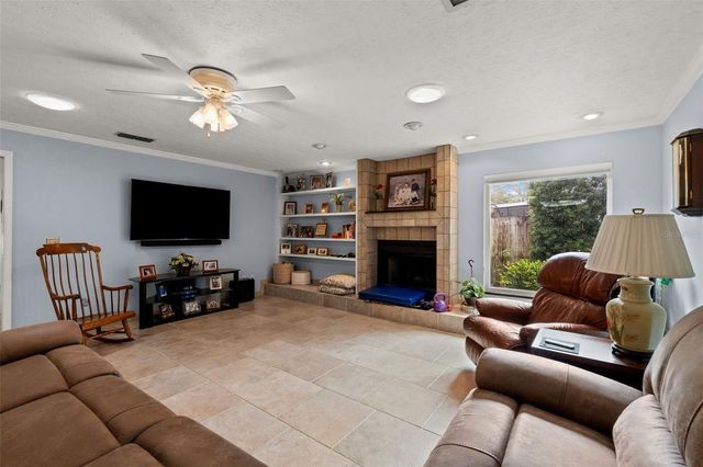 2803 CORRIE WAY, Tampa, FL 33618