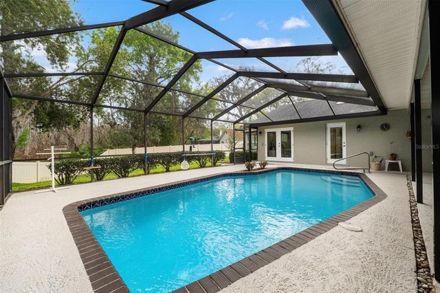 2803 CORRIE WAY, Tampa, FL 33618