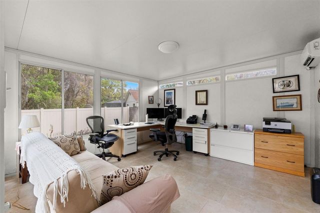 2803 CORRIE WAY, Tampa, FL 33618