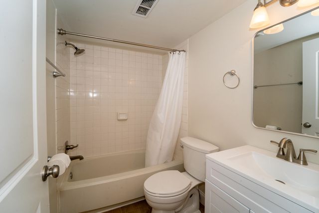 21 Cristina Ct, St Augustine, FL 32086