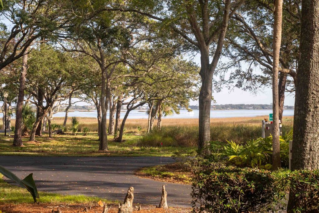 21 Cristina Ct, St Augustine, FL 32086