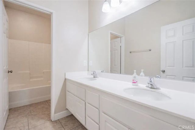 8848 Palo Alto, Hesperia, CA 92344